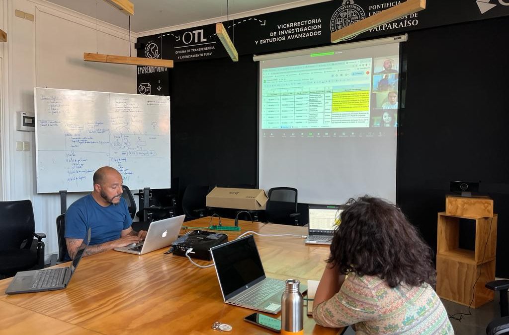 Equipo de gestión participa en jornada de trabajo de construcción y validación de indicadores del Nodo CIV-VAL